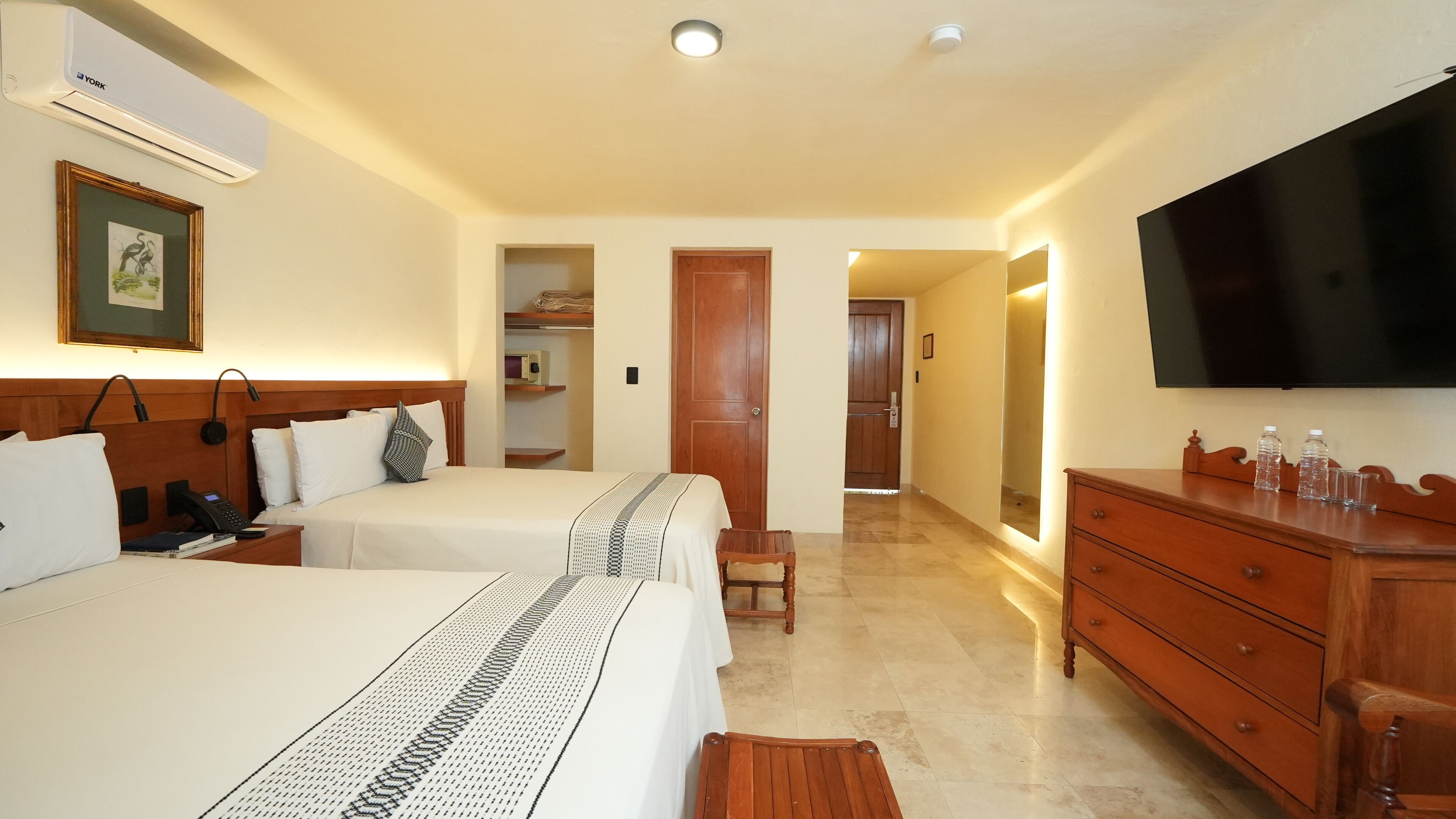 Photo - Hotel Marques Del Valle