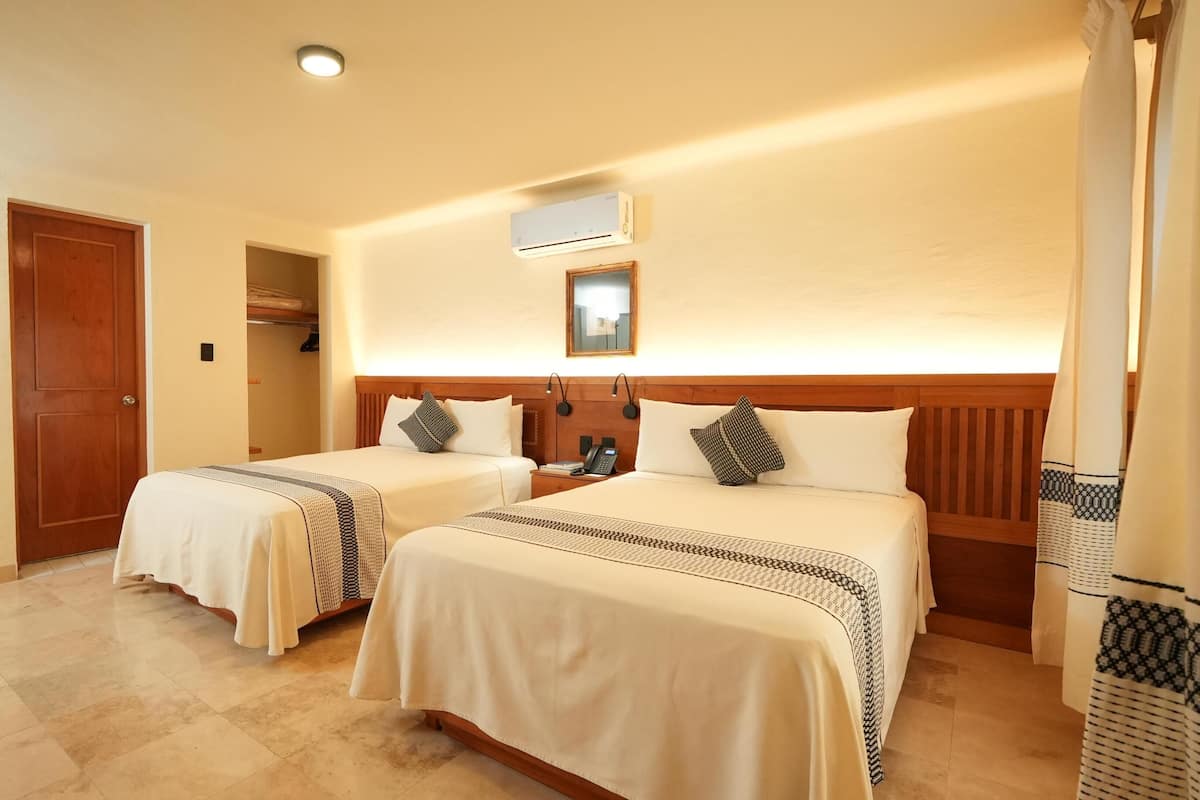 Blackout curtains, free cots/infant beds, free WiFi, bed sheets