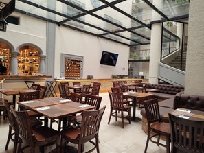 Daily full breakfast for a fee - Hotel Marques del Valle (Oaxaca)