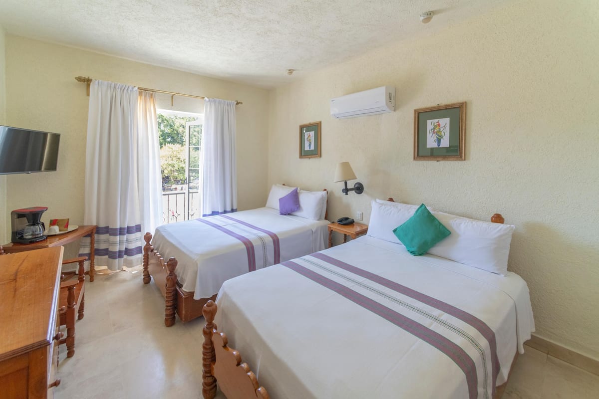 Blackout curtains, free WiFi, bed sheets