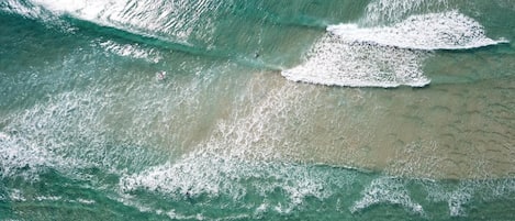 Una playa cerca