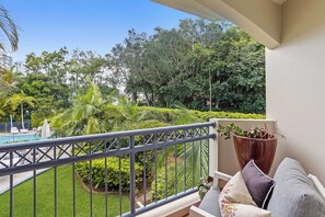 Superior-Apartment, 2 Schlafzimmer | Blick vom Balkon