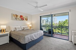 Villa, 2 slaapkamers (Premium, Garden/River View) | Een kluis op de kamer, individueel gedecoreerd, individueel gemeubileerd