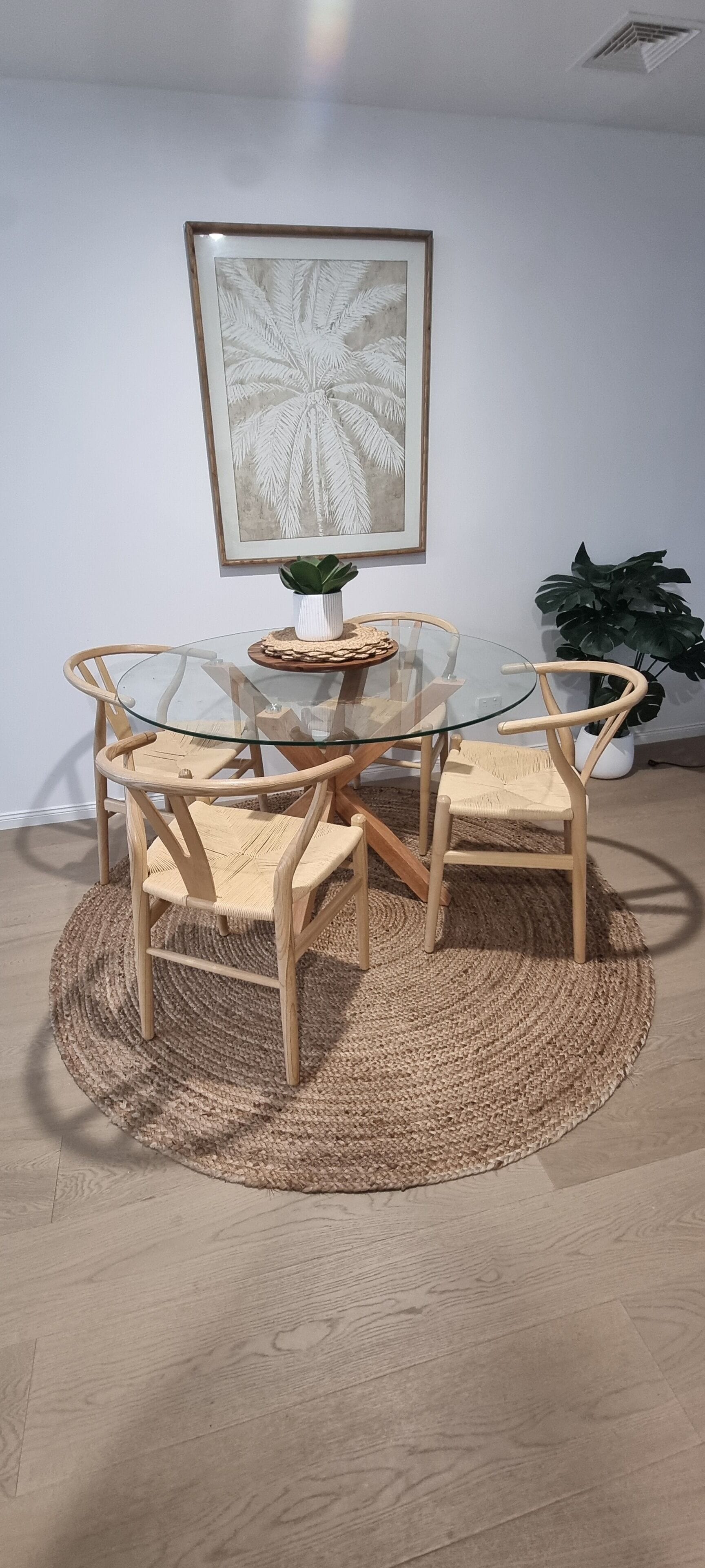 2 Bedroom Superior Split Level Villa (1 King + 1 Queen) | In-room safe, individually decorated, individually furnished, desk