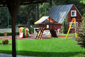 Children’s play area – outdoor - APLEND Tatry Holiday (Velky Slavkov)
