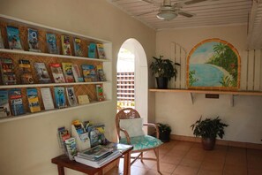 Lobby - Paradise Inn (Rarotonga)