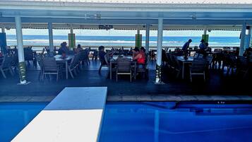 Beach bar