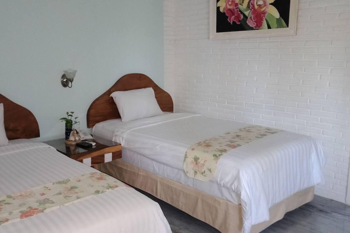 Minibar, in-room safe, desk, soundproofing