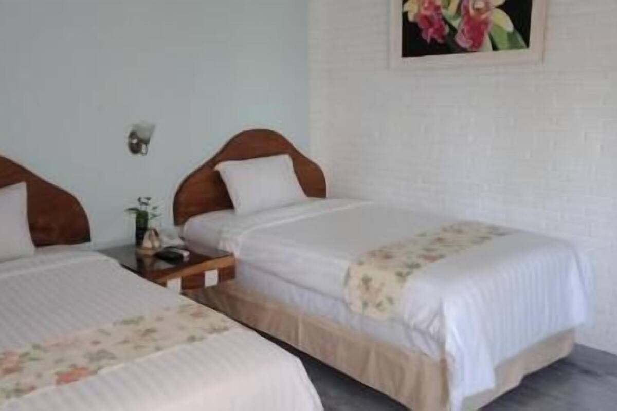 Minibar, in-room safe, desk, soundproofing