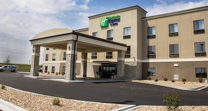 Holiday Inn Express & Suites Sikeston Southwest by IHG