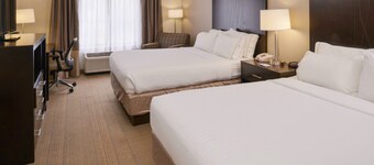 Holiday Inn Express & Suites Sikeston Southwest by IHG