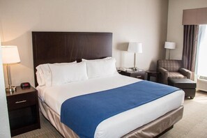 Hypo-allergenic bedding, down duvets, desk, iron/ironing board