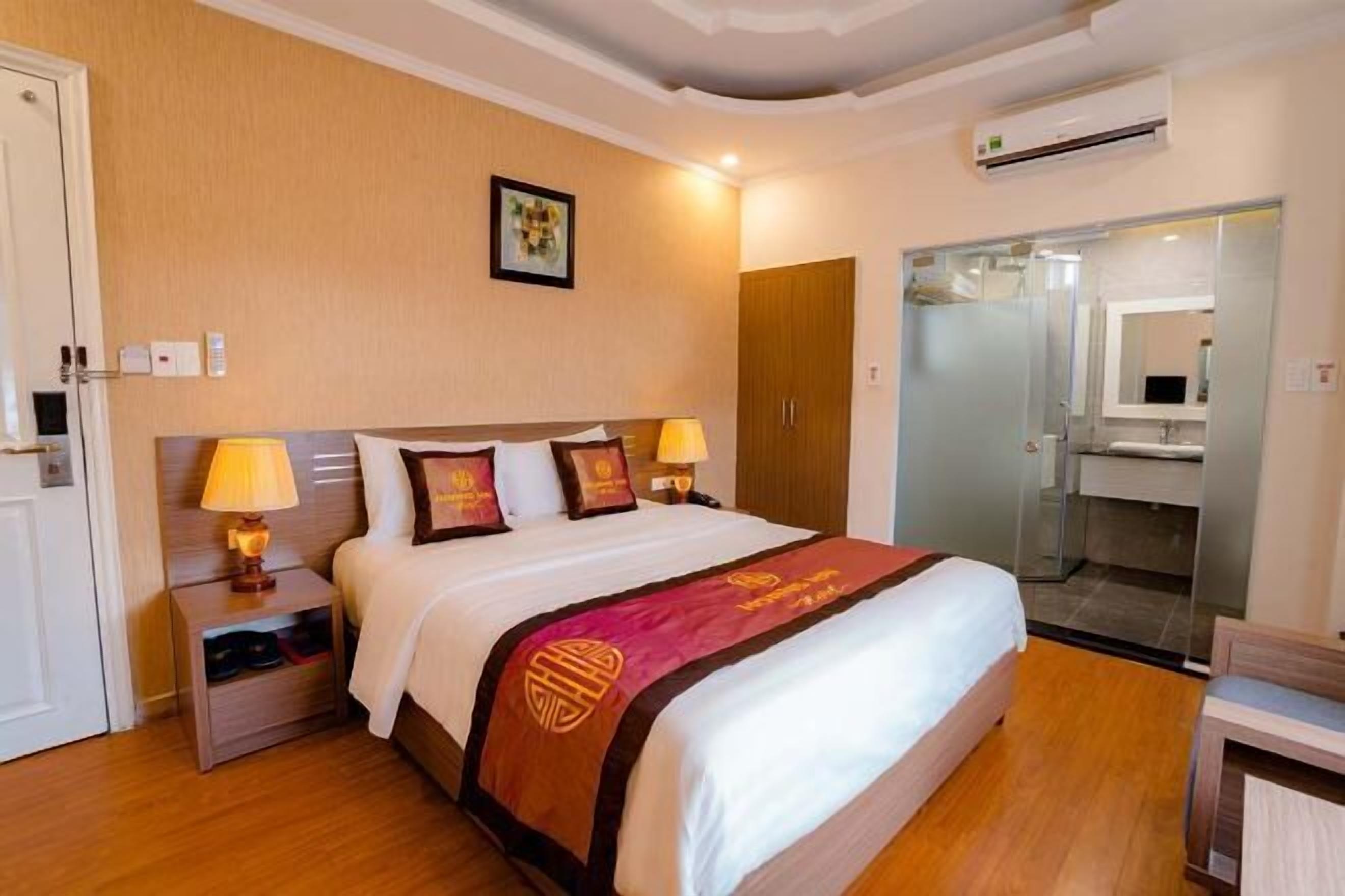 1 chambre, literie de qualité supérieure, couette en duvet d'oie