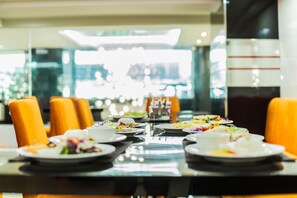 Breakfast area - Le Touche' (Bangkok)