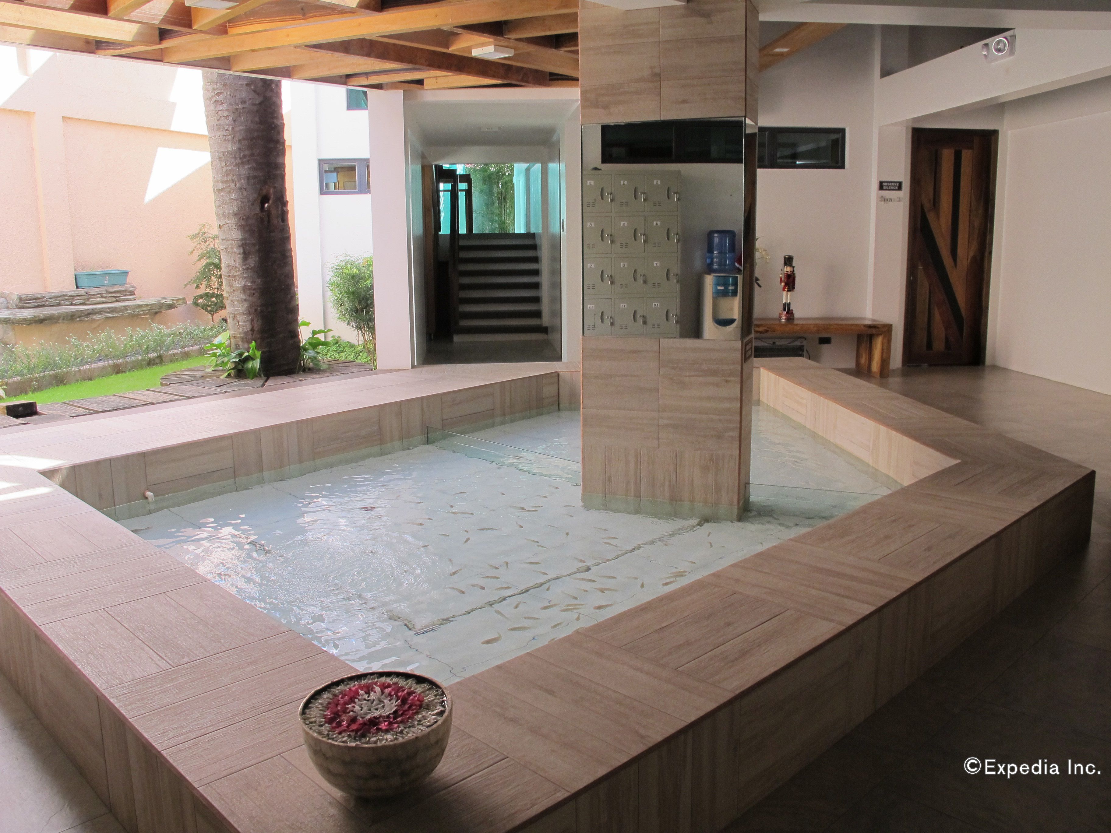 Salas de tratamiento para parejas y sauna 