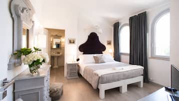 Superior Double or Twin Room (Elegant) | Desk, free WiFi, bed sheets