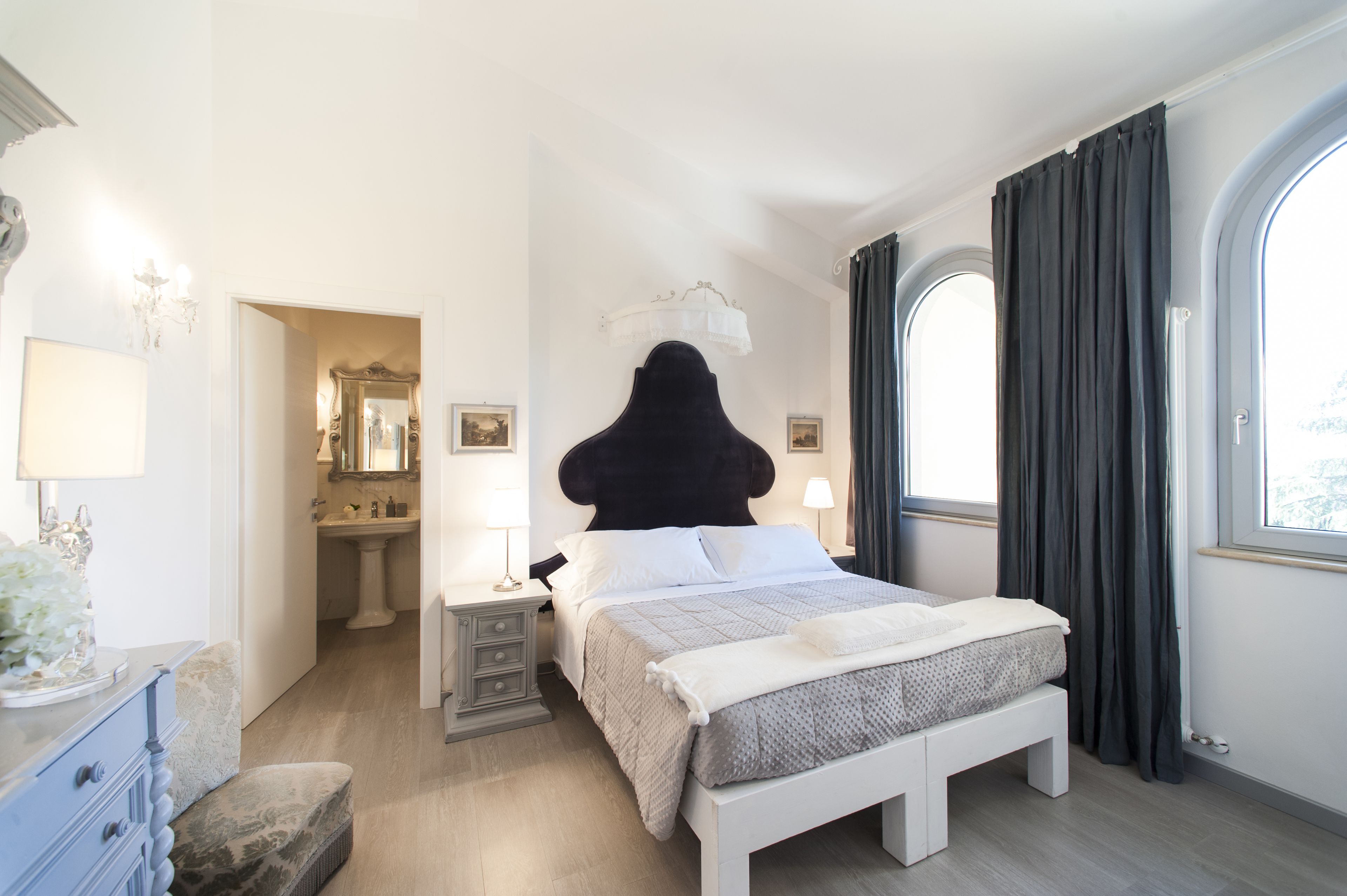 Photo - Country Lodge B&B