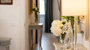 Superior Double or Twin Room (Elegant) | Living area | Plasma TV