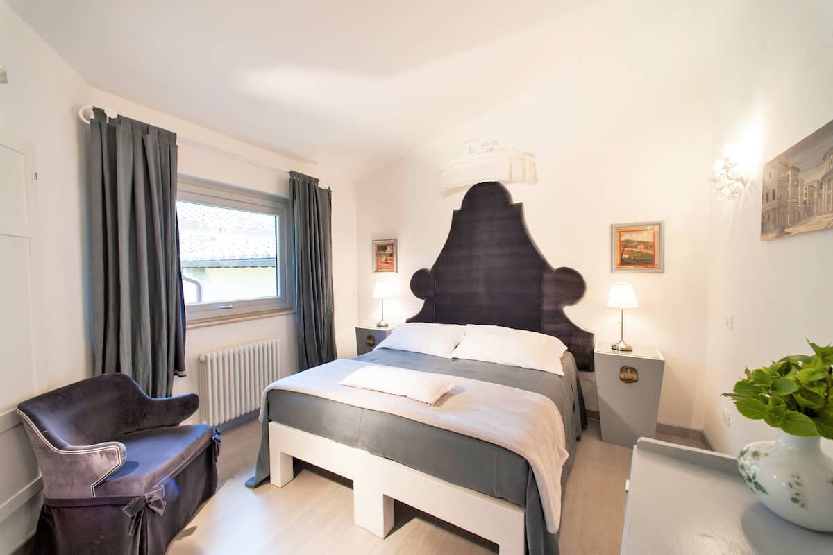 Chambre Classique Double ou avec lits jumeaux | Bureau, Wi-Fi gratuit, draps fournis