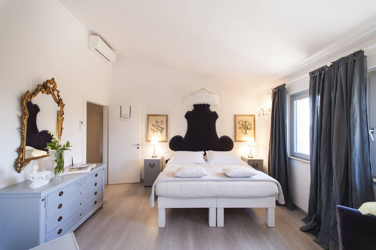 Chambre Double ou avec lits jumeaux (Elegant) | Bureau, Wi-Fi gratuit, draps fournis
