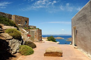 Exterior - Aigis Suites (Kea)