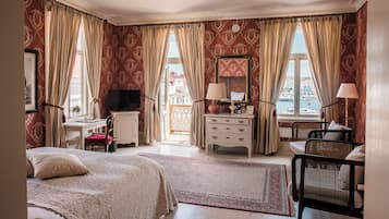 Double Room With View and Balcony | Down comforters, minibar, individually decorated, individually furnished