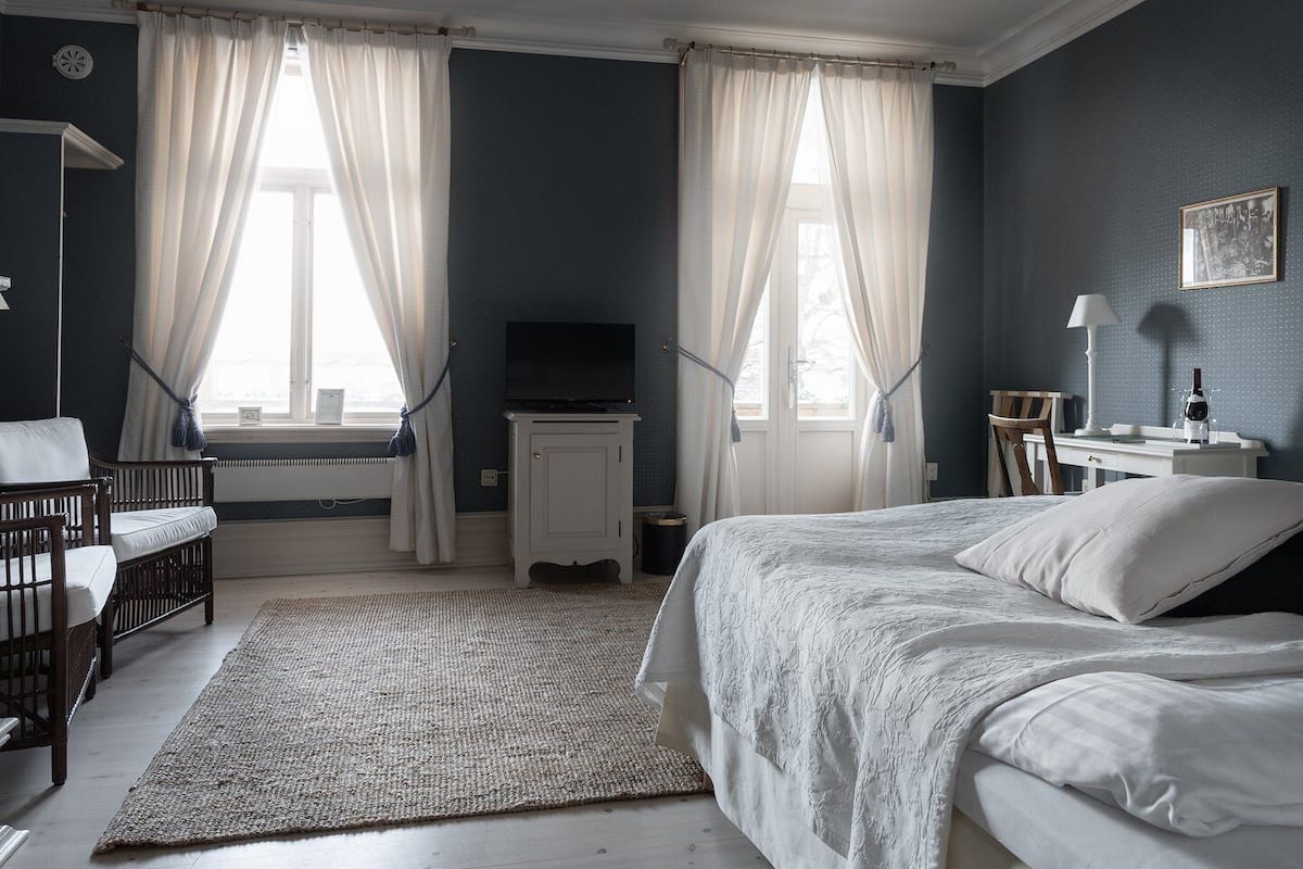 Superior Double or Twin Room, Balcony, Harbor View | Down comforters, minibar, individually decorated, individually furnished