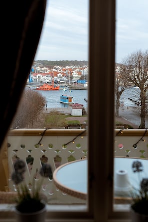 Double Room With View and Balcony | Näkymä huoneesta