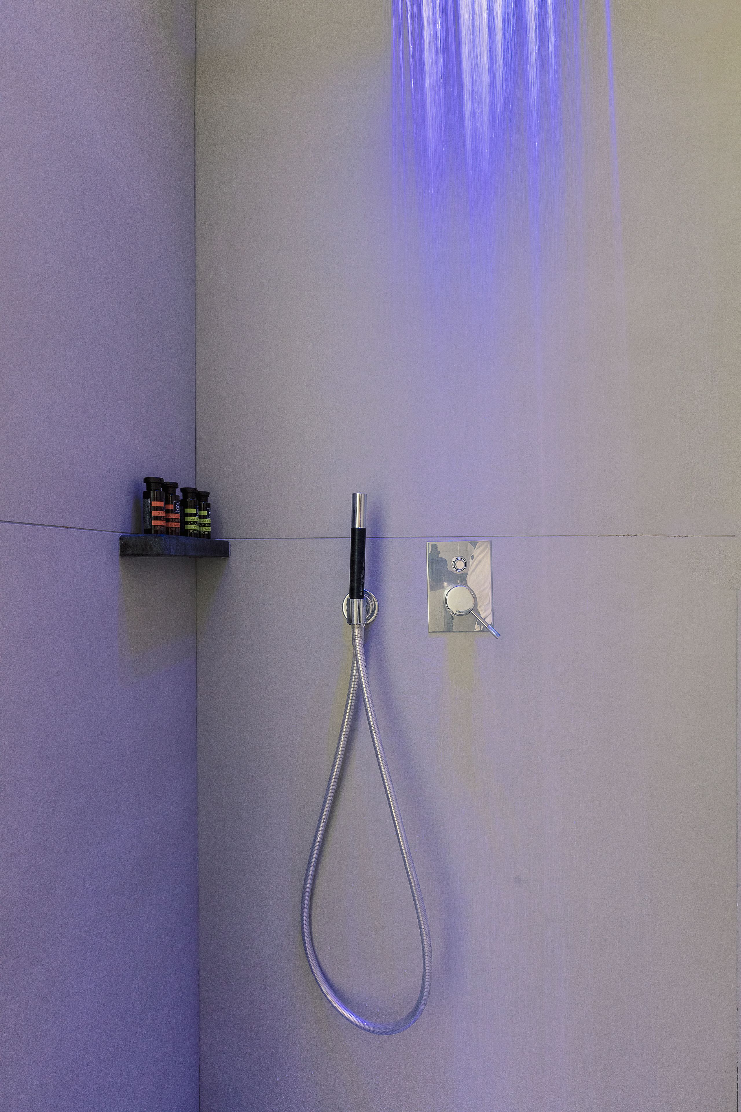 standard double room, 1 king bed, partial sea view | private spa tub