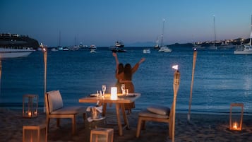 3 restaurantes; se sirve desayuno, almuerzo y cena
