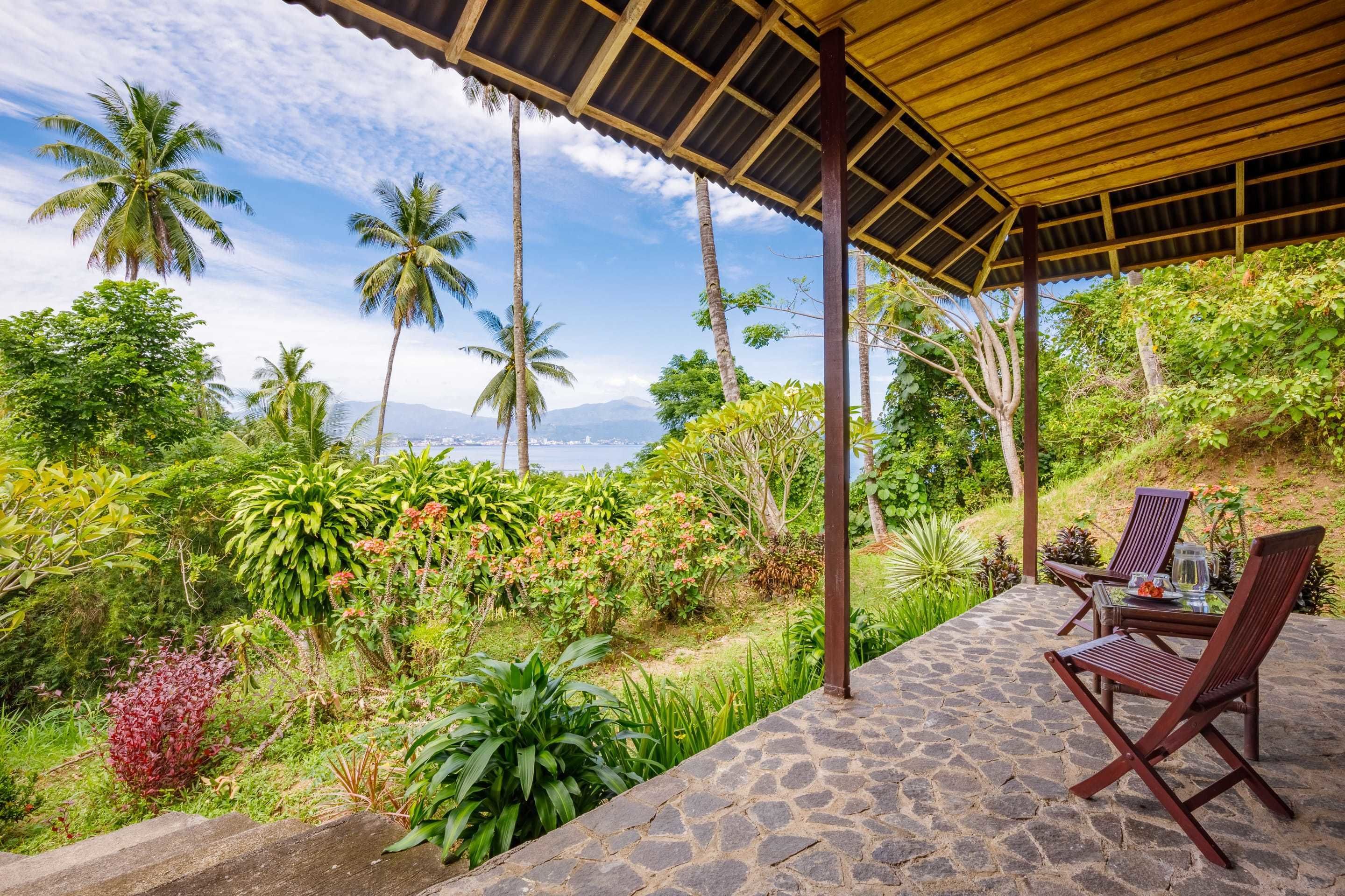 Deluxe Double or Twin Room, Refrigerator, Partial Ocean View | Beach/ocean view