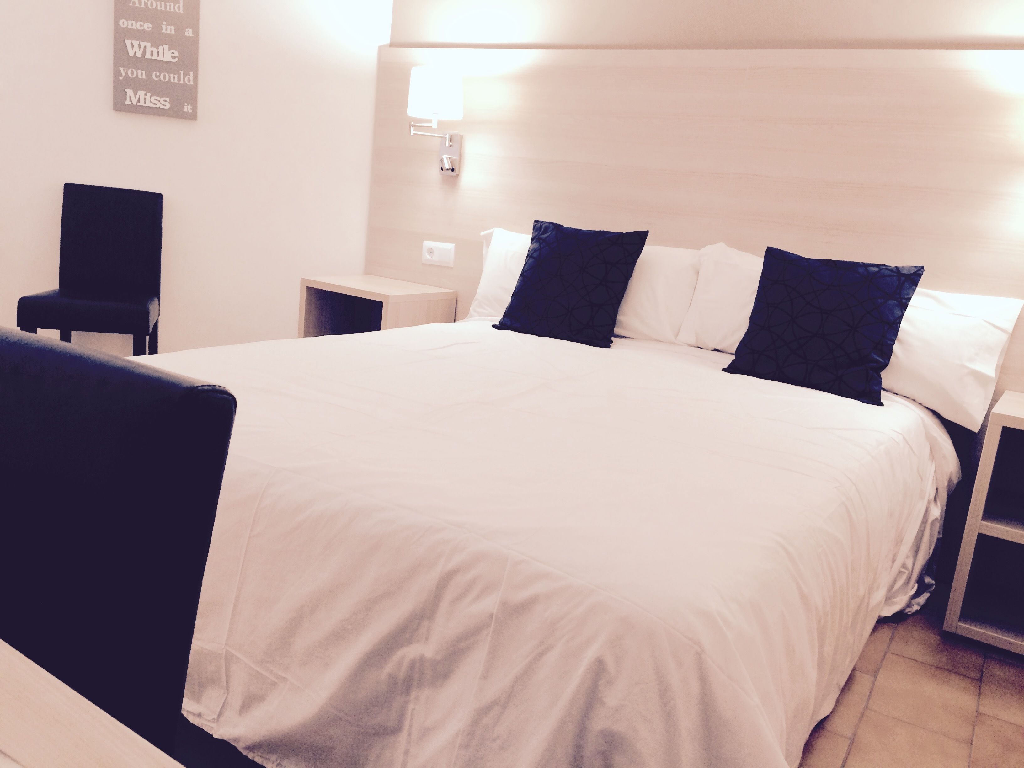 family room | premium bedding, in-room safe, individually decorated, desk