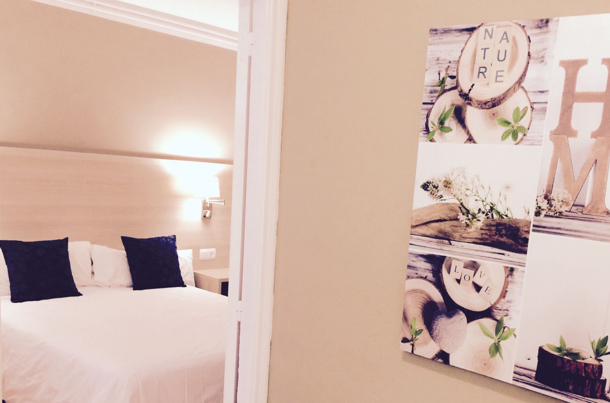 family room | premium bedding, in-room safe, individually decorated, desk