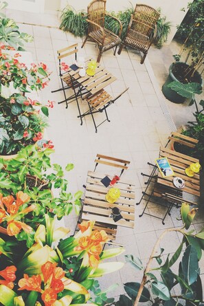 Courtyard - Hotel Carbonell (Llanca)