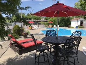 Piscine extérieure (ouverte en saison)