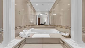 Bain à remous privé