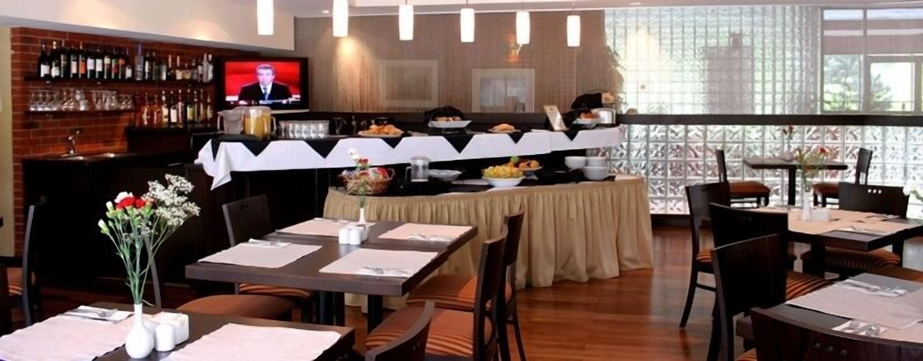 breakfast, lunch and dinner served