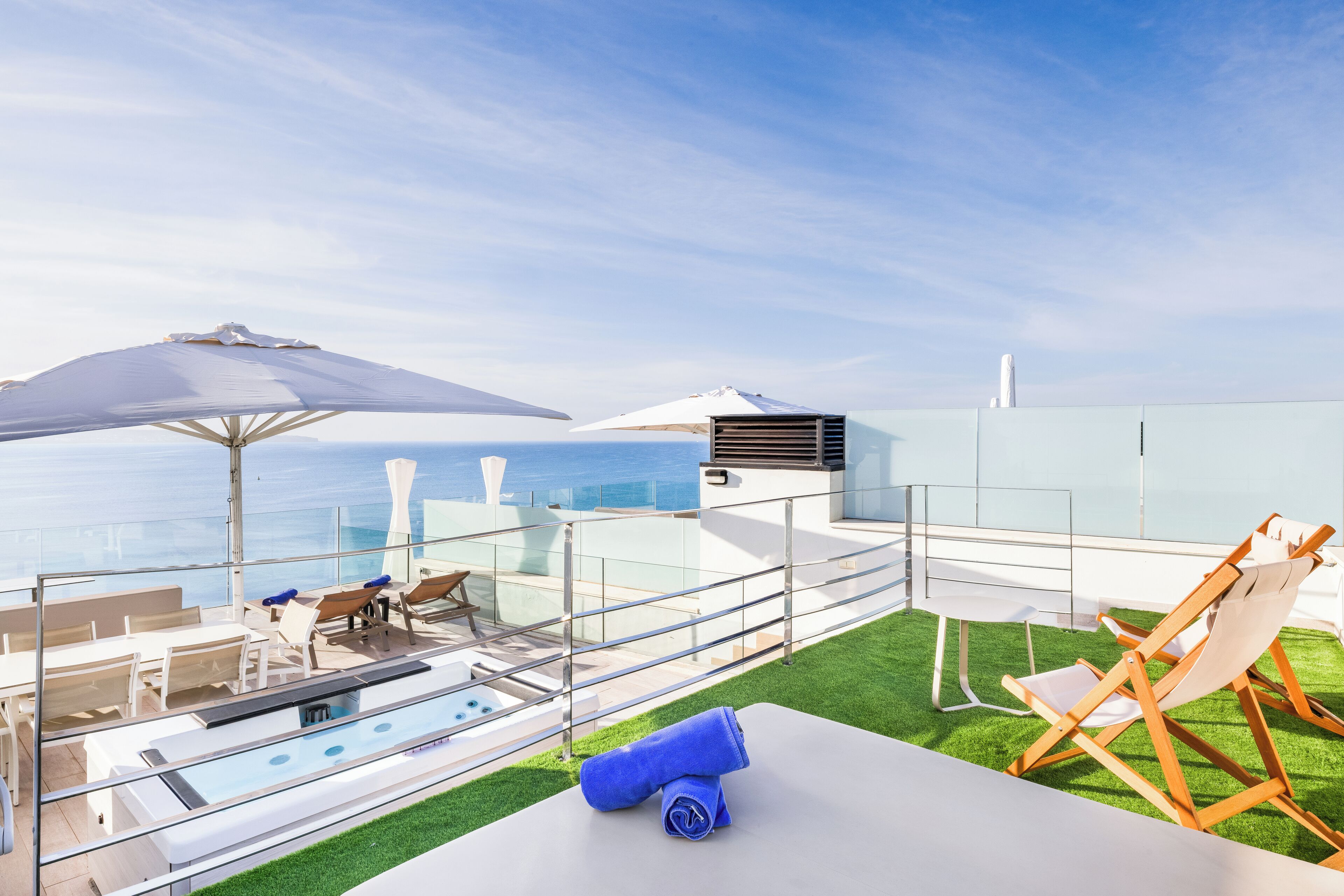 Deluxe-Penthouse, 2 Schlafzimmer, Whirlpool, Meerblick | Eigener Whirlpool