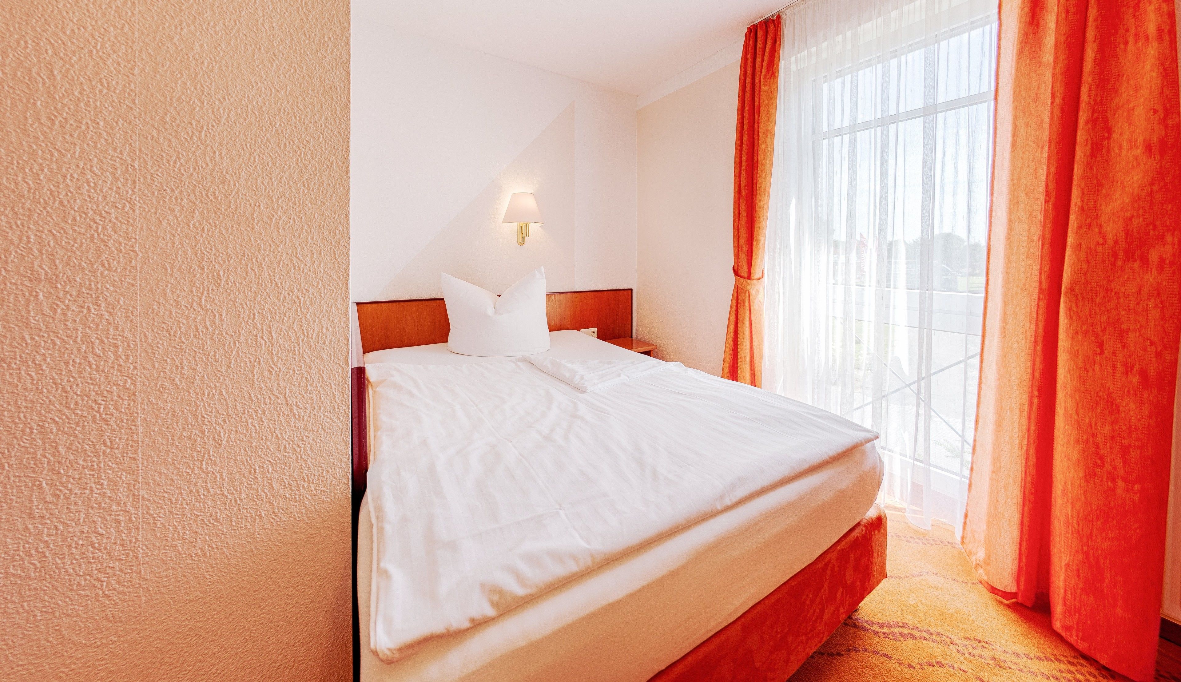 minibar, in-room safe, desk, laptop workspace