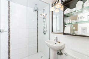 Haartrockner, Handtücher