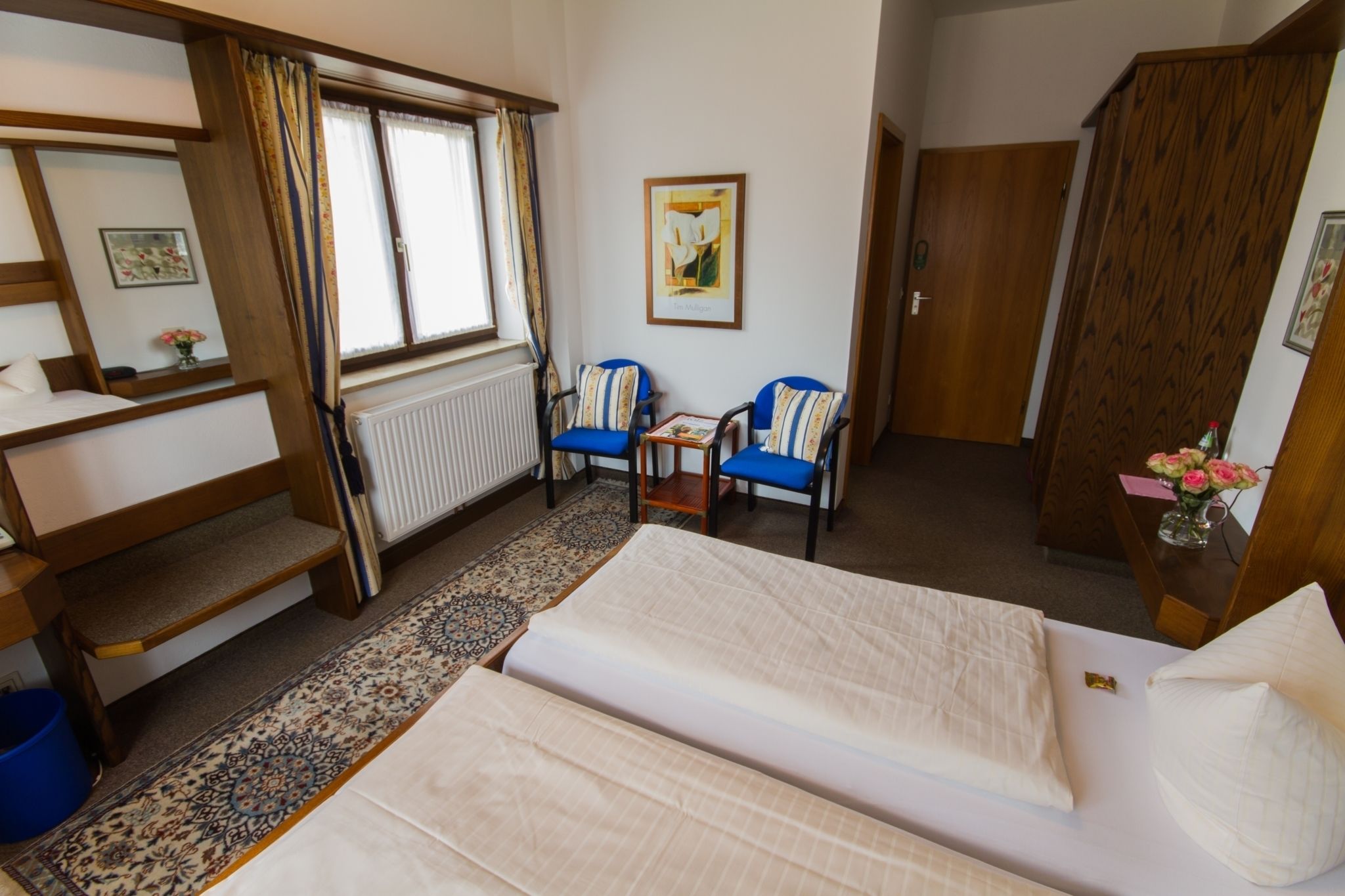 standard double room | in-room safe, desk, free wifi