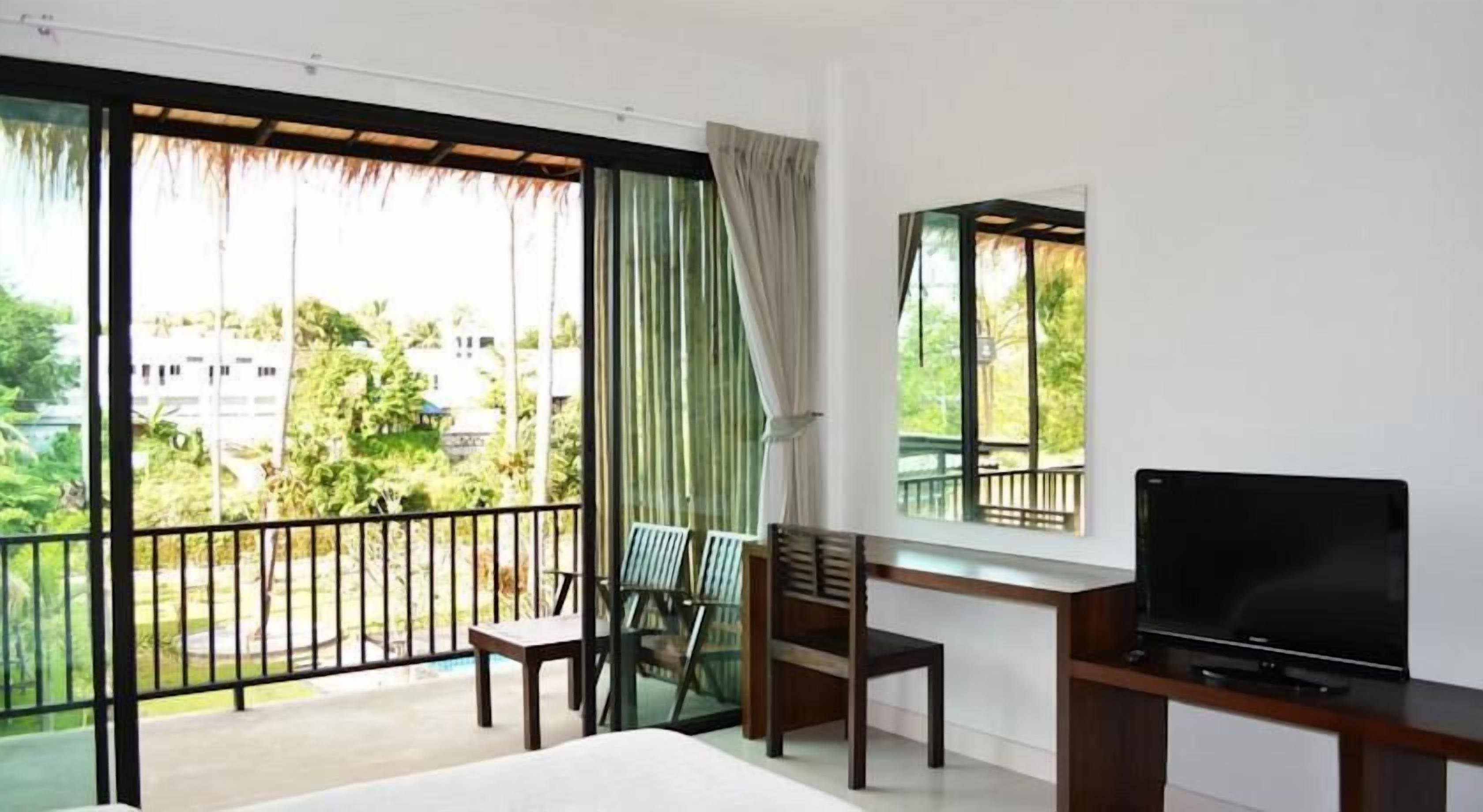 standard room | minibar, in-room safe, blackout curtains, rollaway beds