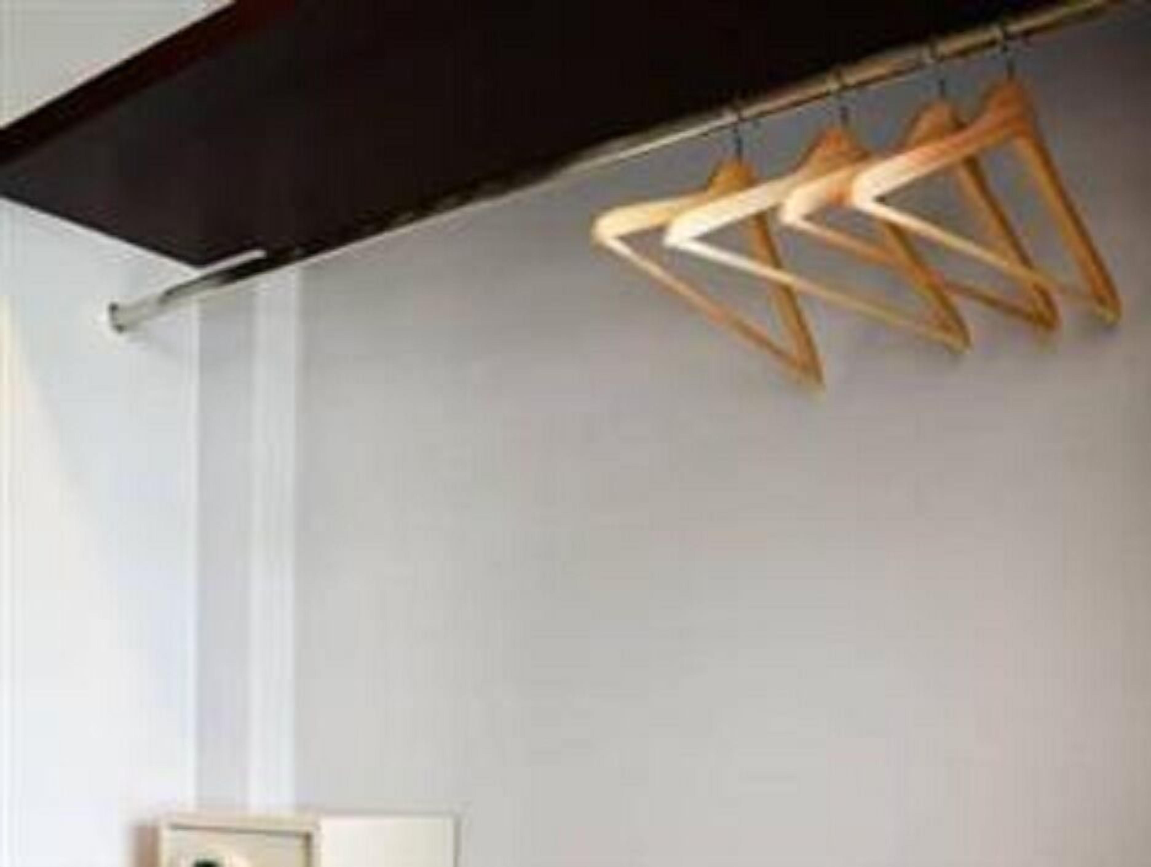 standard room | room amenity