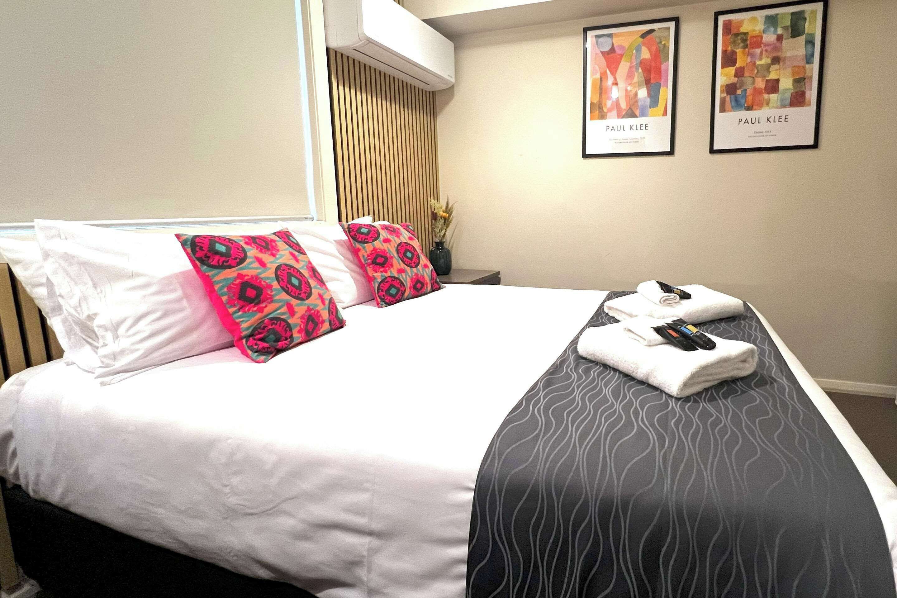 Pillow-top beds, individually decorated, individually furnished