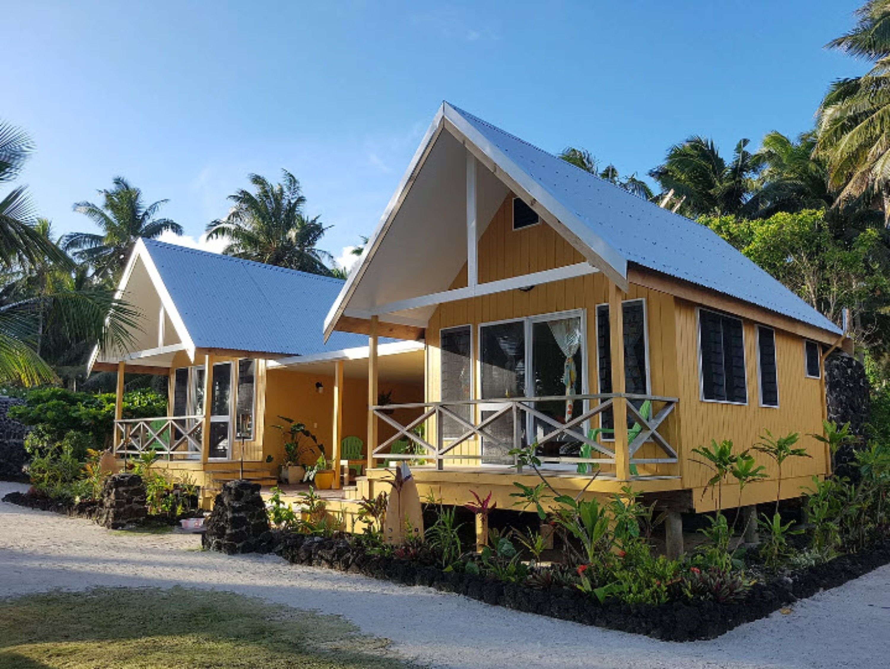 bungalow, beachfront (frangipani) | terrace/patio