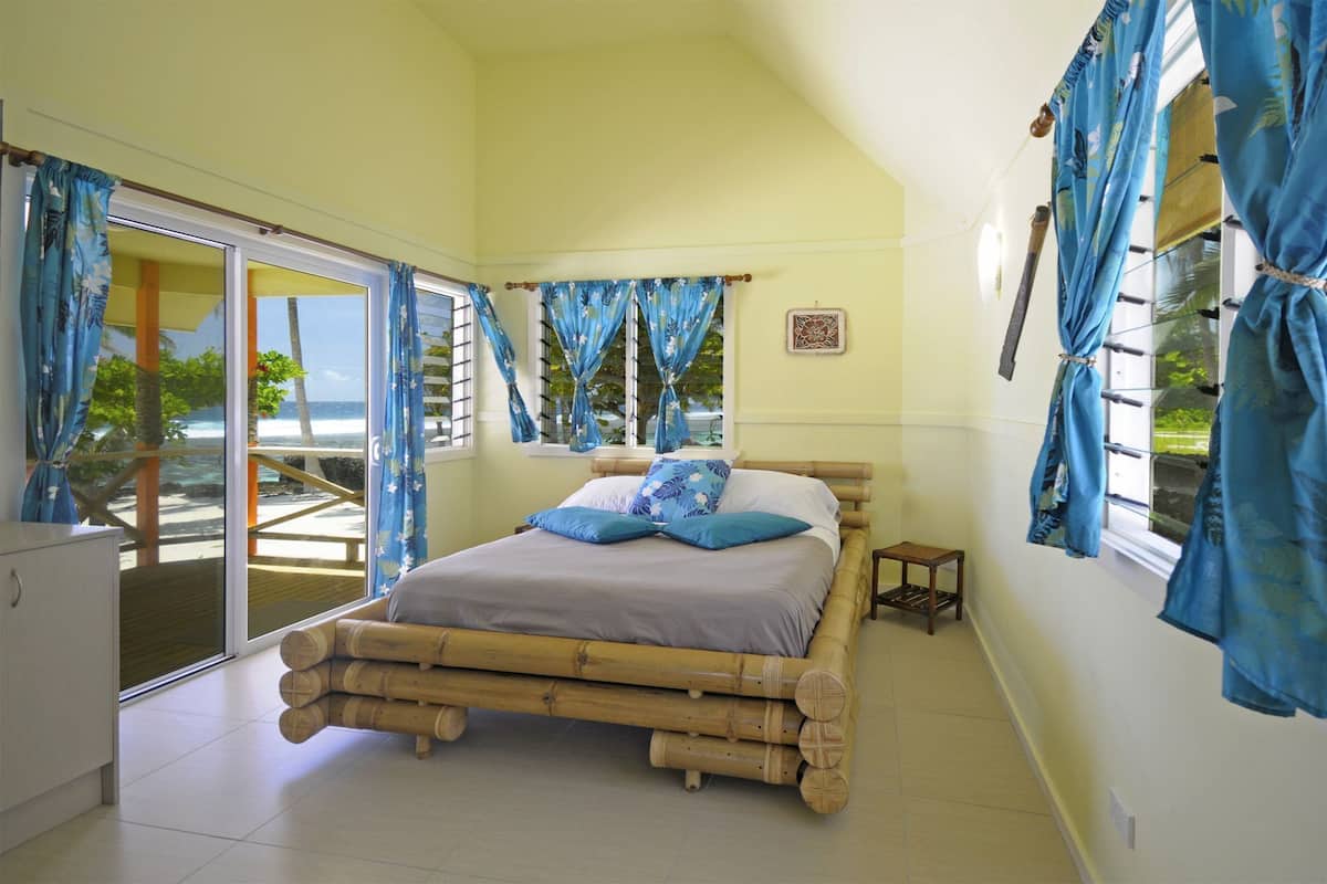 free minibar items, in-room safe, individually furnished, bed sheets