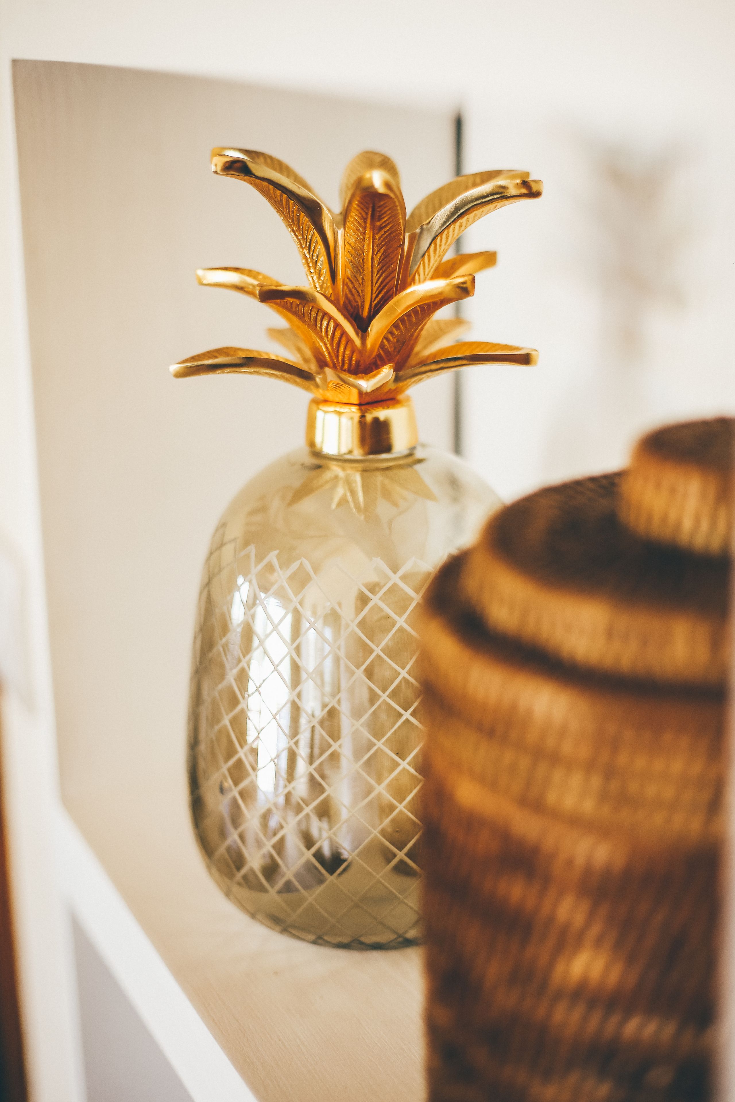 classic suite, 2 bedrooms (family) | living area | ipod dock