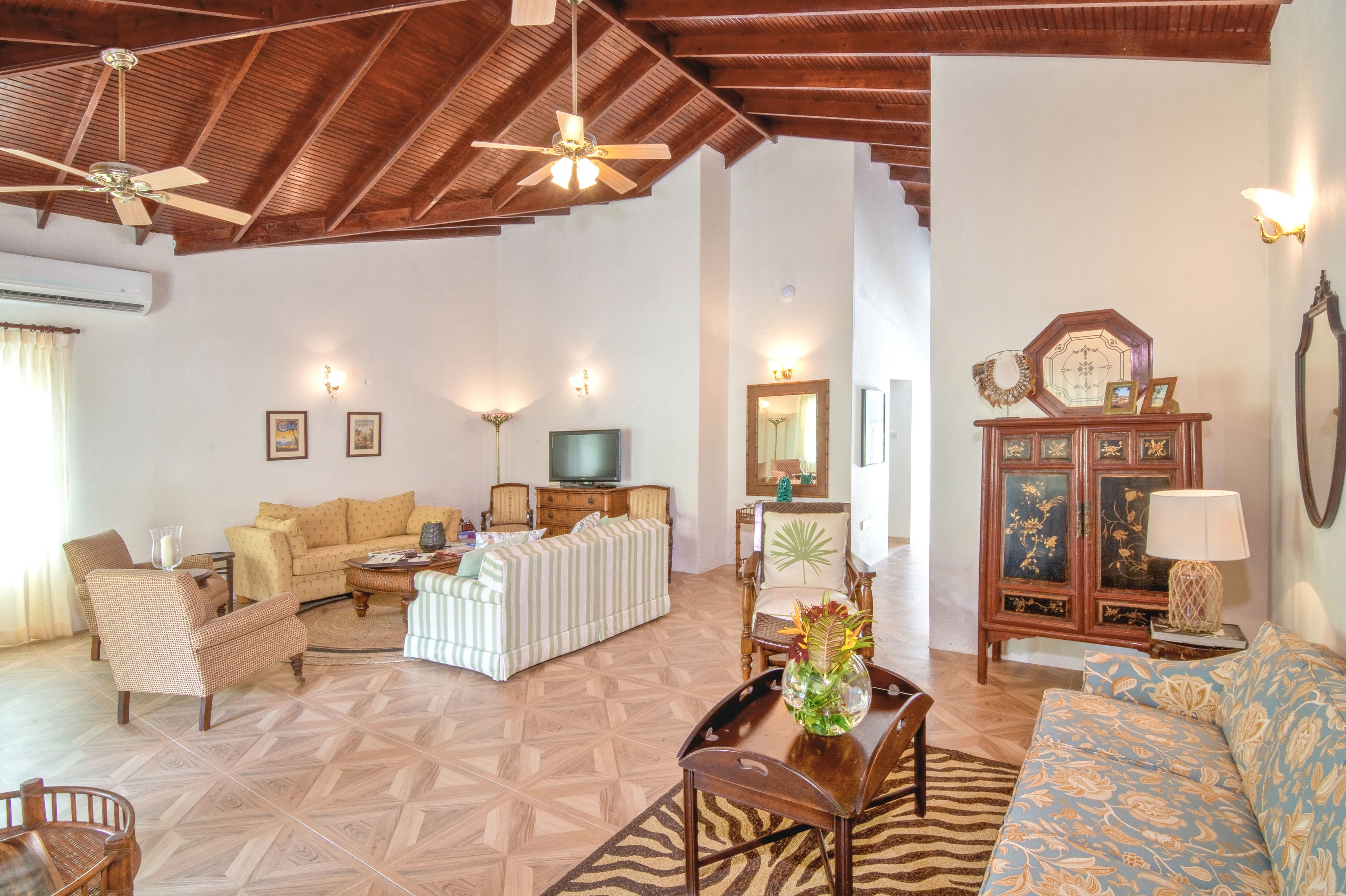 villa, 4 bedrooms, private pool, garden area | egyptian cotton sheets, premium bedding, down duvets, minibar