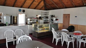 Restaurant - Cookie House (Arthur's Town)