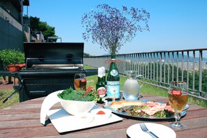 BBQ Package, Superior Double room (Mountain View) | Free WiFi